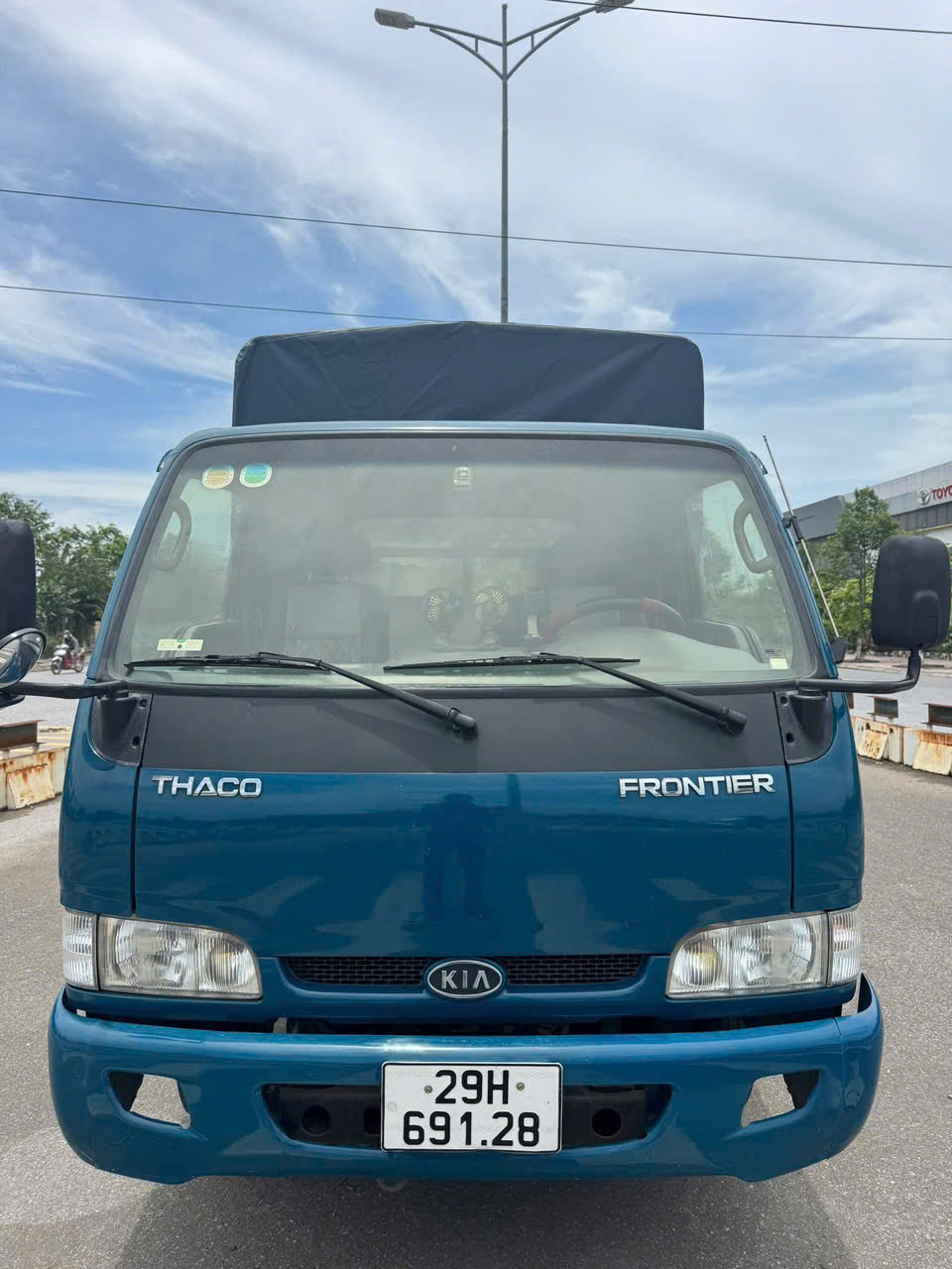 KIA K165, THÙNG MUI BẠT – NĂM 2017